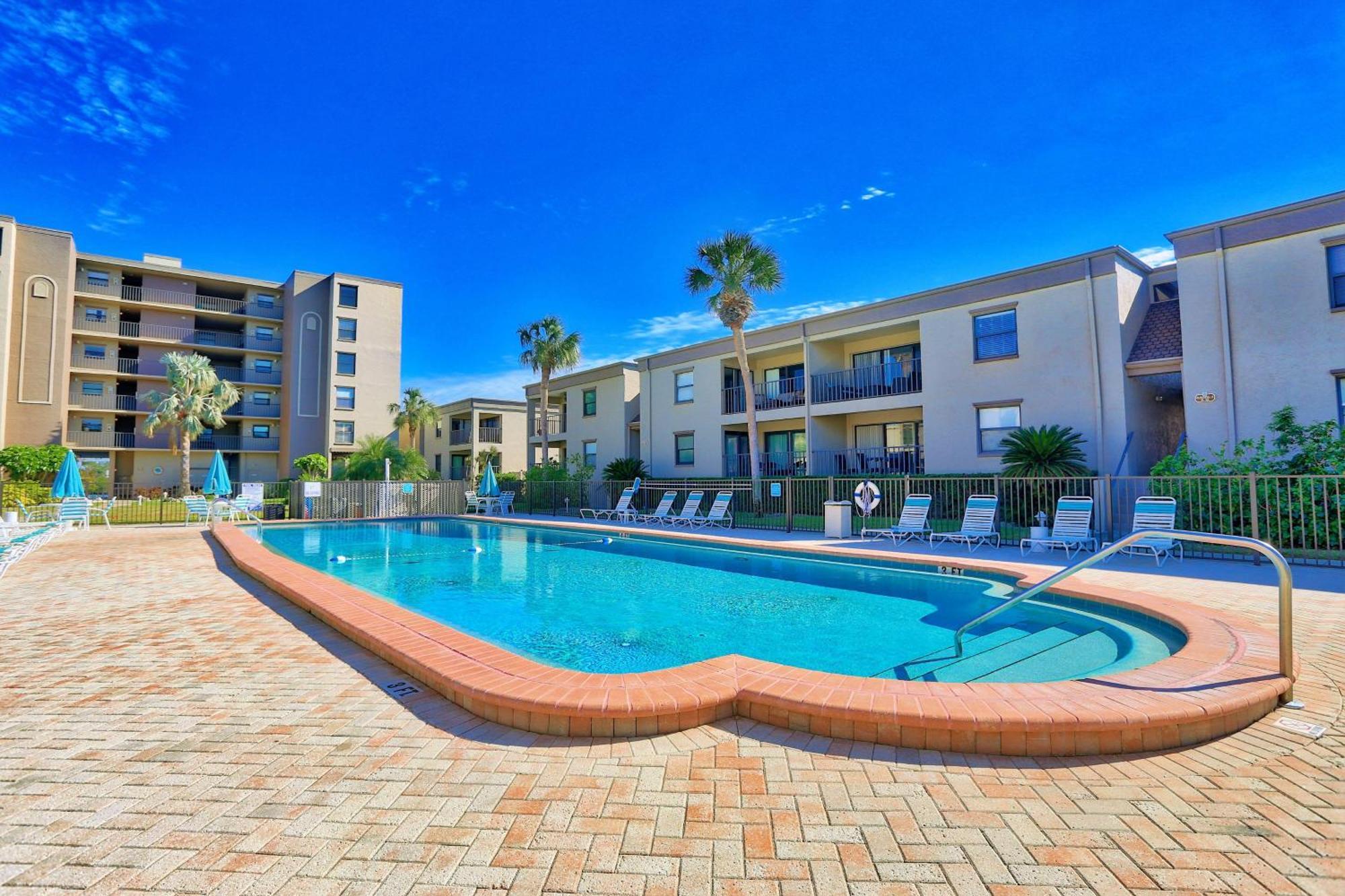 Sea Club #105 - Pelicans Perch Clearwater Beach Exterior photo